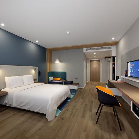 Holiday Inn Express Chongqing Airport Zone By Ihg Bagian luar foto