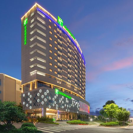 Holiday Inn Express Chongqing Airport Zone By Ihg Bagian luar foto