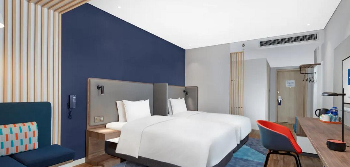 Holiday Inn Express Chongqing Airport Zone By Ihg Bagian luar foto